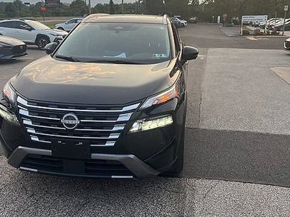 Used 2025 Nissan Rogue SL w/ SL Premium Package