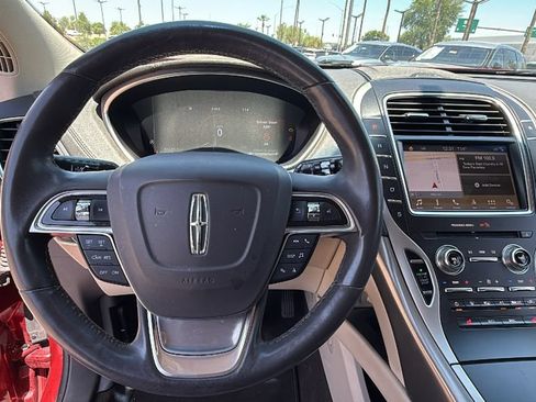 Used 2019 Lincoln Nautilus Select w/ Cargo Utility Package FWD image 8