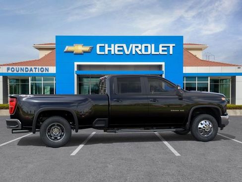 New 2026 Chevrolet Silverado 3500 LT w/ All Star Edition image 5