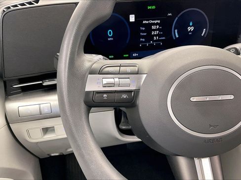 Used 2024 Hyundai Kona SE FWD image 20
