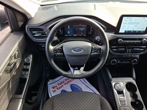 Certified 2023 Ford Escape Active AWD/4WD image 12