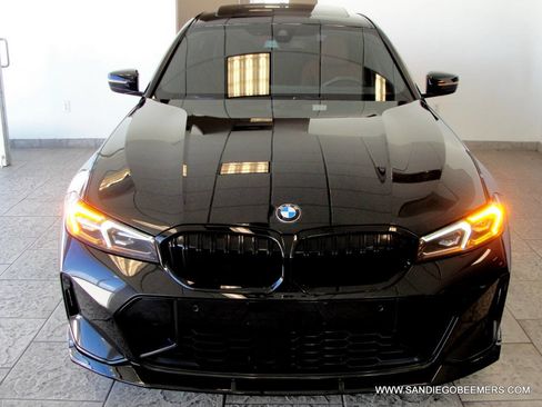 Used 2024 BMW 330i Sedan w/ M Sport Package RWD image 17