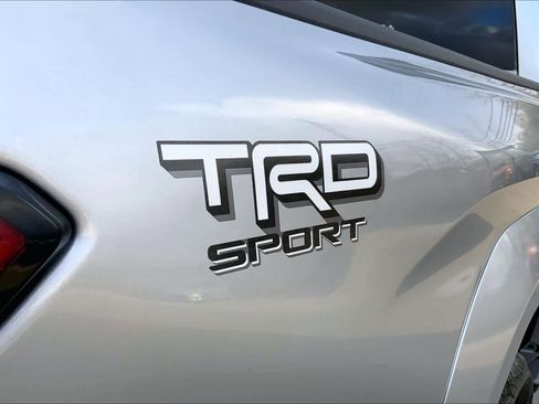 Used 2024 Toyota Tacoma TRD Sport image 10