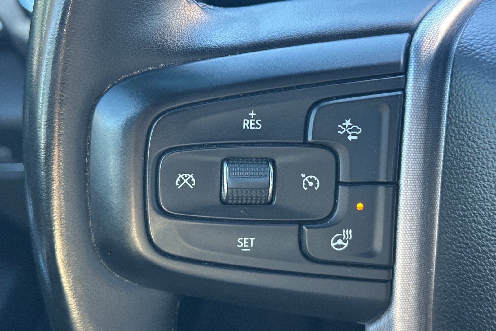 Used 2023 GMC Sierra 1500 SLE AWD/4WD image 25