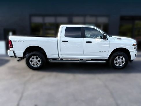 Used 2025 RAM 2500 Big Horn AWD/4WD image 6