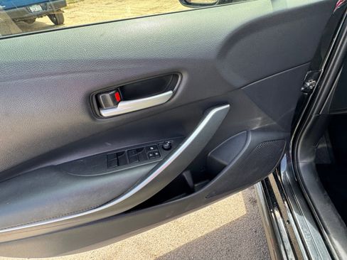 Used 2022 Toyota Corolla SE image 11