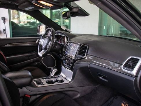 Used 2021 Jeep Grand Cherokee SRT w/ Trailer Tow Group IV image 18