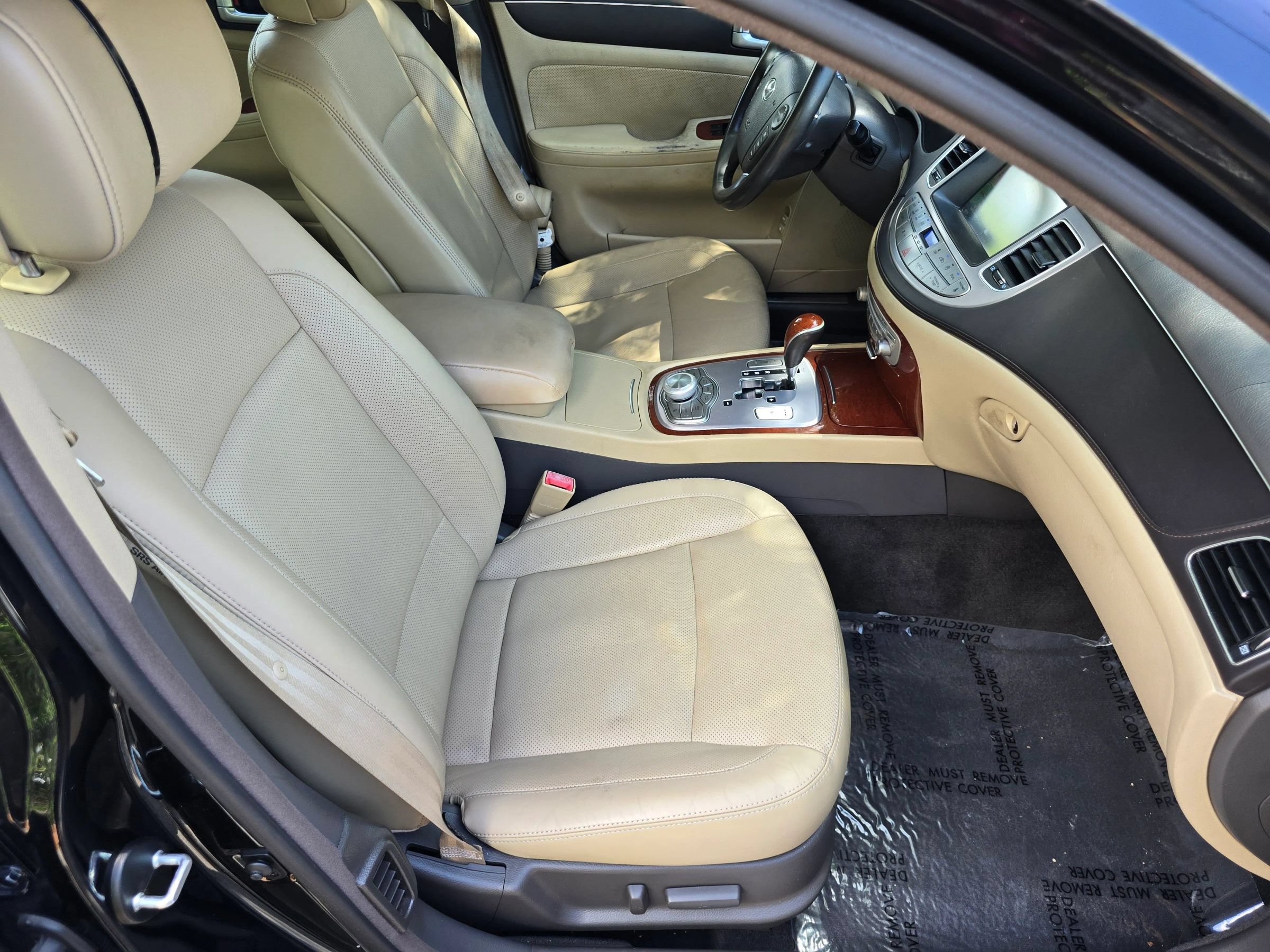 Used 2013 Hyundai Genesis 3.8 w/ Technology Pkg RWD image 28