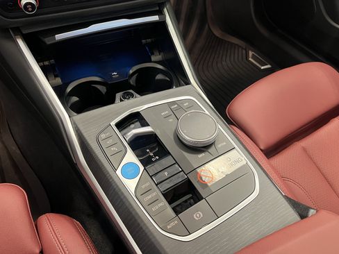 Used 2025 BMW i4 xDrive40i w/ Premium Package image 12