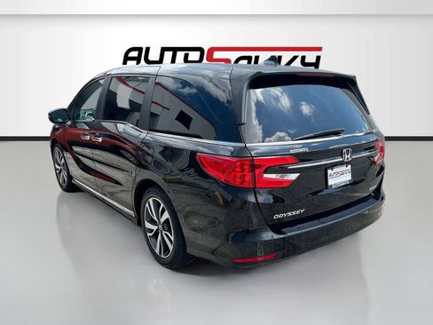 Used 2022 Honda Odyssey Touring image 5