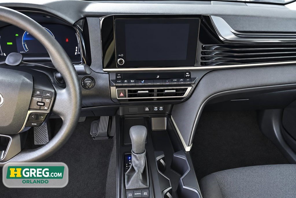 Used 2026 Toyota Camry LE FWD image 11
