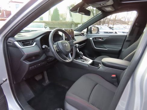 Used 2023 Toyota RAV4 SE image 2