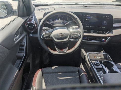 New 2026 Chevrolet Equinox RS w/ Convenience Package III image 17