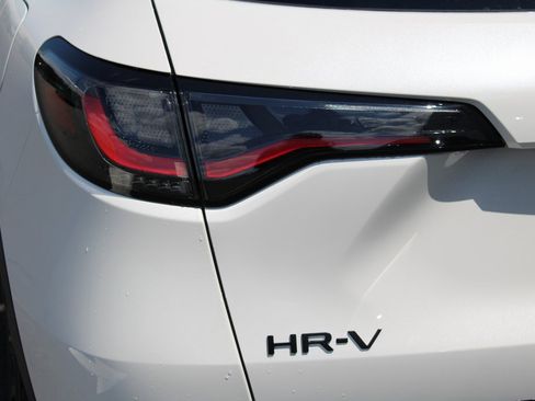 New 2026 Honda HR-V Sport image 10
