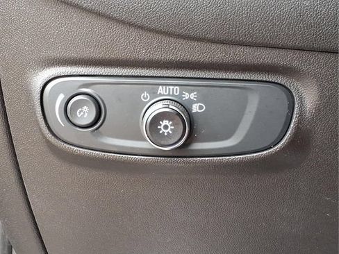Used 2024 Chevrolet Equinox LT w/ LPO, Floor Liner Package AWD/4WD image 17