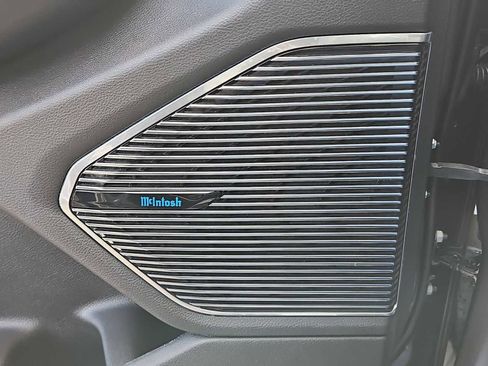 Used 2022 Jeep Grand Cherokee L Overland w/ Luxury Tech Group IV image 32