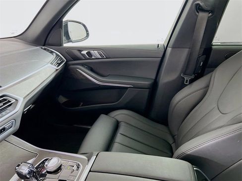 Used 2022 BMW X5 xDrive45e w/ Executive Package image 24