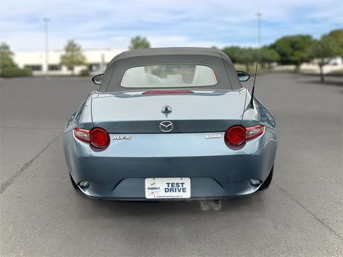 Used 2017 MAZDA MX-5 Miata Grand Touring image 5