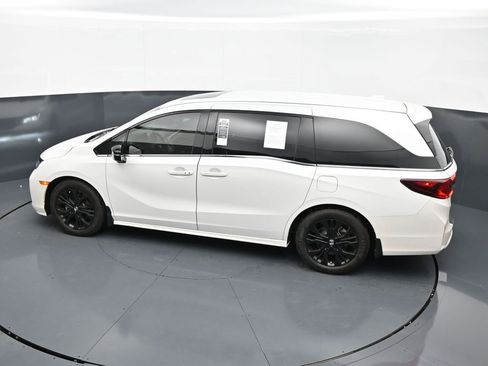 Used 2025 Honda Odyssey Sport-L image 36