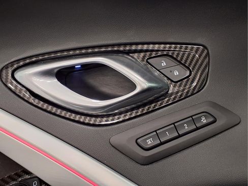 Used 2022 Chevrolet Camaro ZL1 image 18