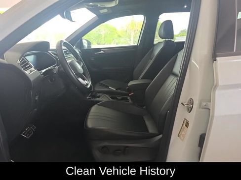 Used 2023 Volkswagen Tiguan SE R-Line FWD image 4