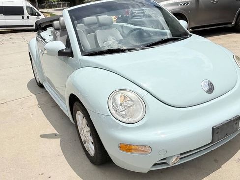 Used 2004 Volkswagen Beetle GLS FWD image 10