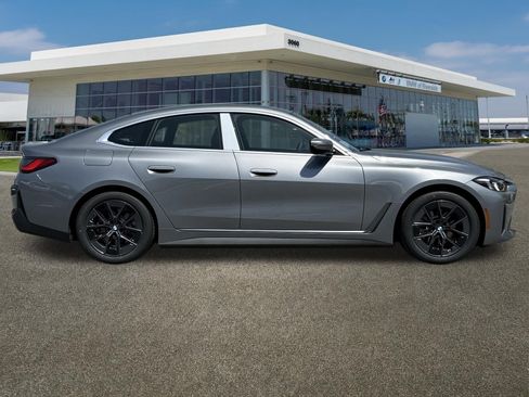 New 2026 BMW i4 eDrive40 w/ Driving Assistance Package RWD image 12