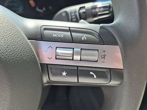 Used 2025 Hyundai Sonata SEL FWD image 19