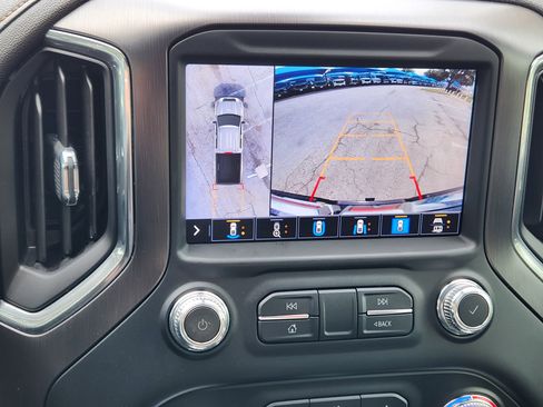 Used 2020 GMC Sierra 3500 AT4 w/ AT4 Premium Package image 17