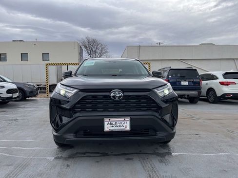 Used 2025 Toyota RAV4 XLE image 2