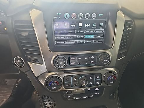 Used 2019 Chevrolet Tahoe LT w/ Luxury Package image 12