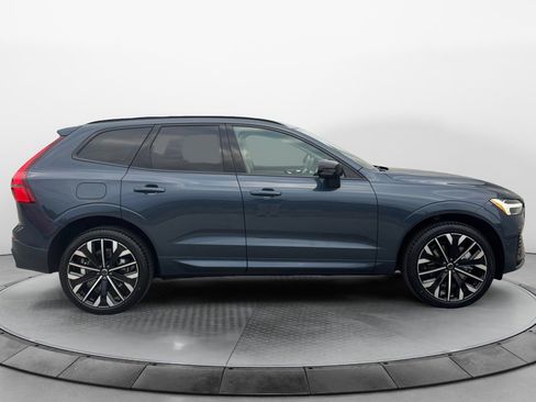 New 2026 Volvo XC60 T8 Ultra w/ Protection Package Premier image 8
