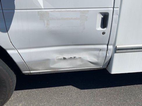 Used 2022 Ford E-350 and Econoline 350 Super Duty w/ Power Windows & Locks Group RWD image 7