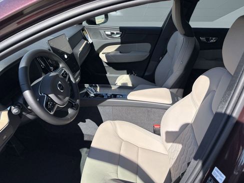 New 2026 Volvo XC60 B5 Core w/ Climate Package image 5