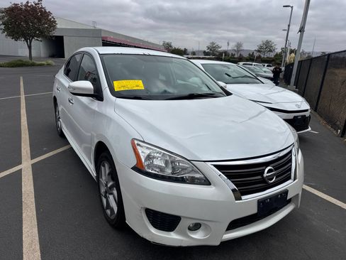 Used 2015 Nissan Sentra SR FWD image 1