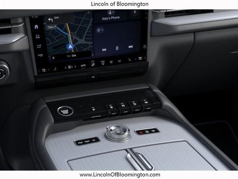 New 2026 Lincoln Navigator L Reserve AWD/4WD image 16