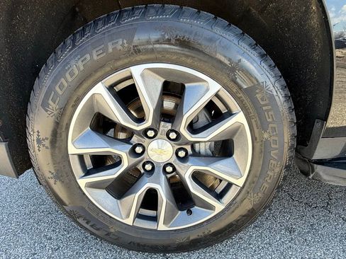 Used 2021 Chevrolet Tahoe LT image 38