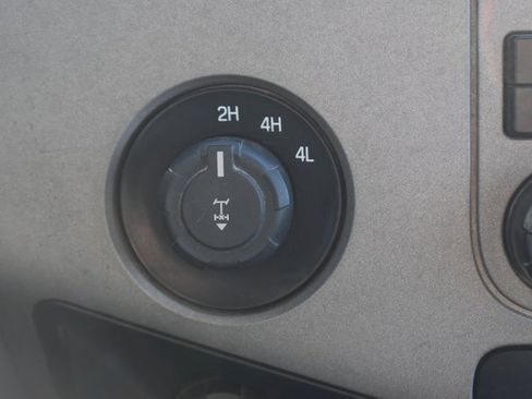 Used 2015 Ford F350 XLT w/ XLT Value Package image 25