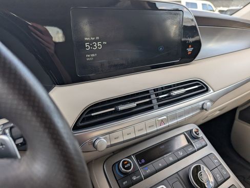 Used 2020 Hyundai Palisade Limited FWD image 8