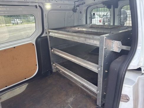 Used 2017 Ford Transit Connect XLT FWD image 11