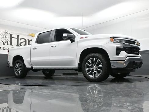 New 2026 Chevrolet Silverado 1500 LT w/ Z71 Off-Road Package AWD/4WD image 2