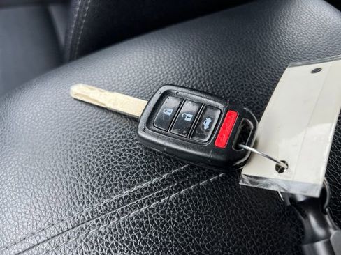 Used 2014 Honda Accord Sport image 29