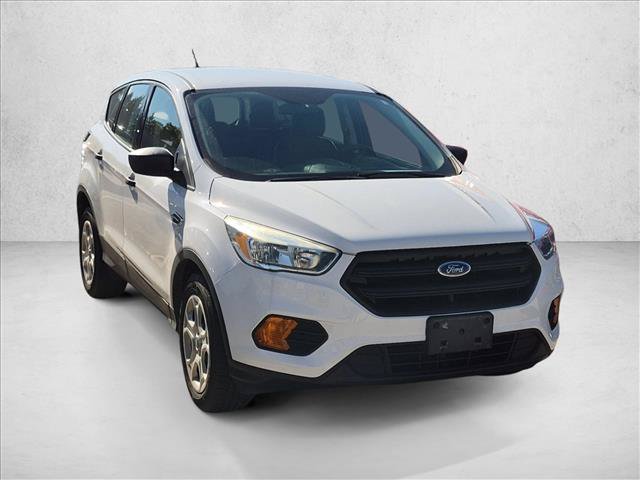 Used 2017 Ford Escape S FWD image 3