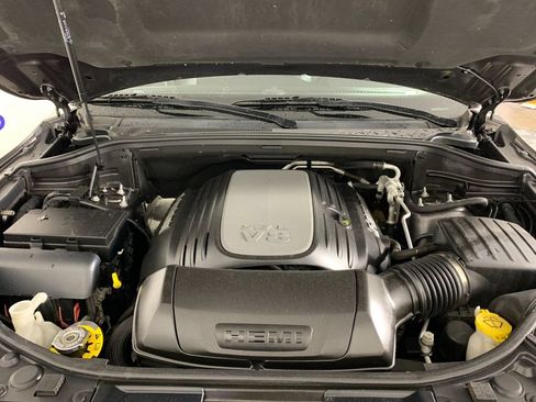 Used 2019 Dodge Durango R/T AWD/4WD image 2