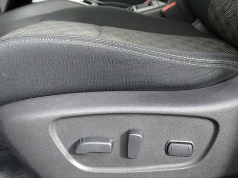 Used 2020 Nissan Rogue Sport SV AWD/4WD image 20