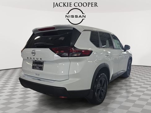 New 2026 Nissan Rogue SV image 5