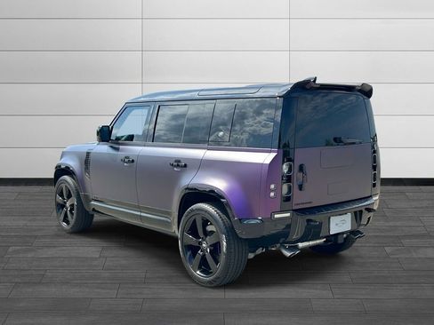 Certified 2024 Land Rover Defender 110 V8 AWD/4WD image 4