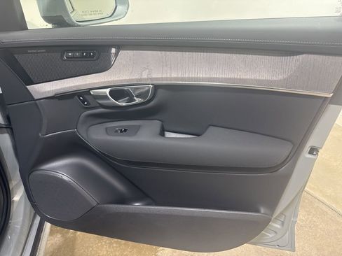 New 2026 Volvo XC90 B6 Ultra w/ Protection Package image 26