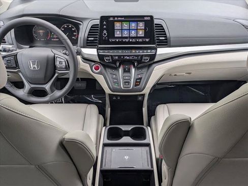 Certified 2026 Honda Odyssey EX-L image 17