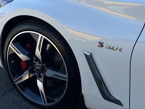 Used 2018 INFINITI Q60 Red Sport 400 w/ Pro Active Package image 21